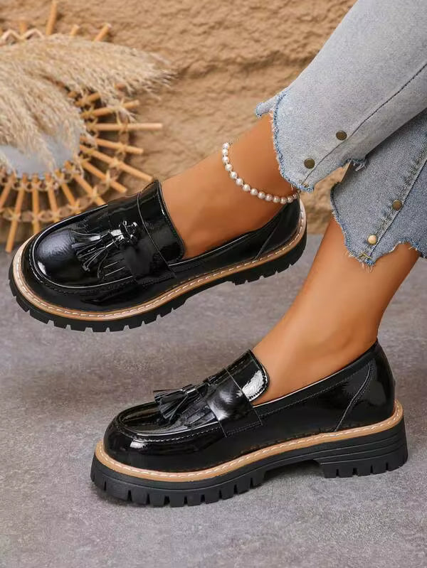 Women's Chunky Heel Loafers, Vintage Comfortable Round Toe Fluted Sole Slip-On Casual Business Formal Shoes